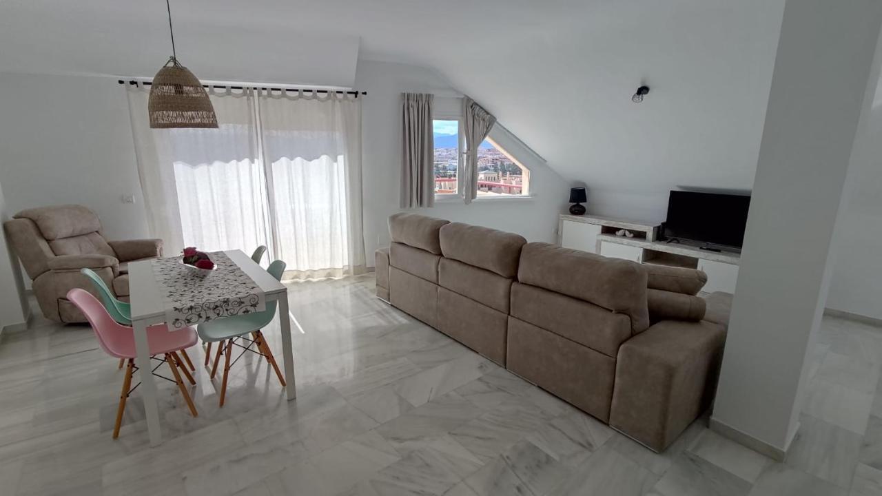 Apartamentos La Casa De Bebita Fuengirola Luaran gambar