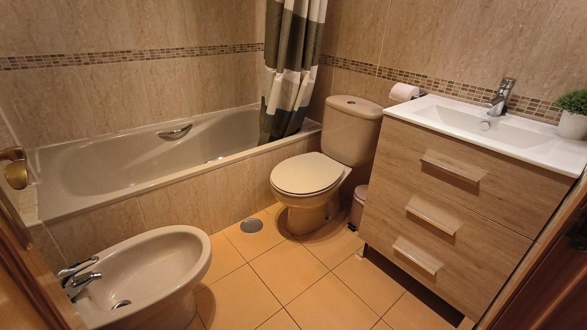 Apartamentos La Casa De Bebita Fuengirola Luaran gambar