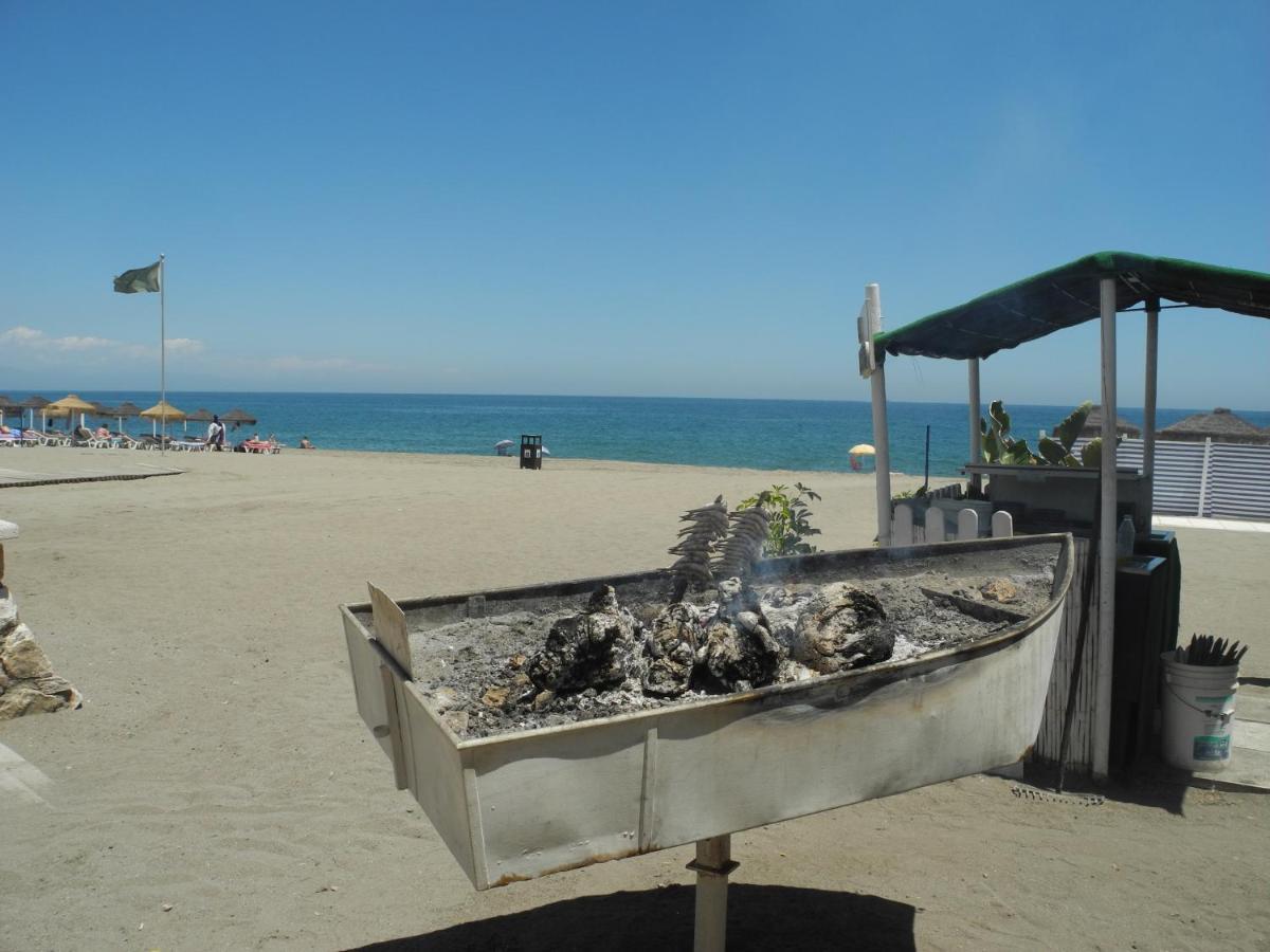 Apartamentos La Casa De Bebita Fuengirola Luaran gambar
